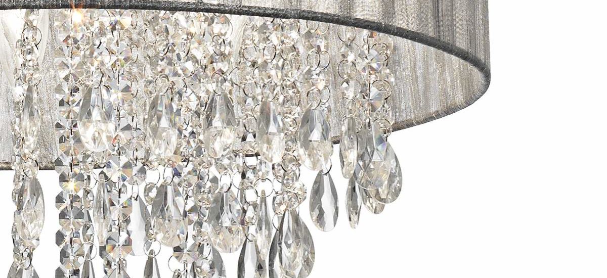 How To Clean A Crystal Chandelier, How Do You Clean The Crystals On A Chandelier