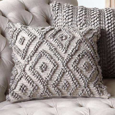 Pillow Decorating Ideas - Decorative Sofa Throw Pillows